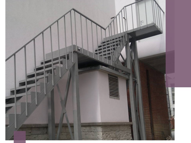 Монтаж пожарных лестниц под ключ в Гатчине с гарантией качества