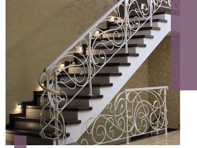 Кованые лестницы под ключ в Гатчине — изготовление и монтаж