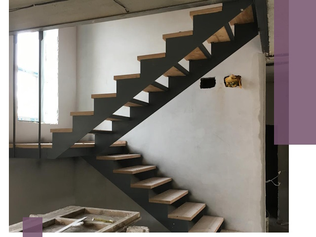 Изготовление лестниц на металлокаркасе в Гатчине от производителя