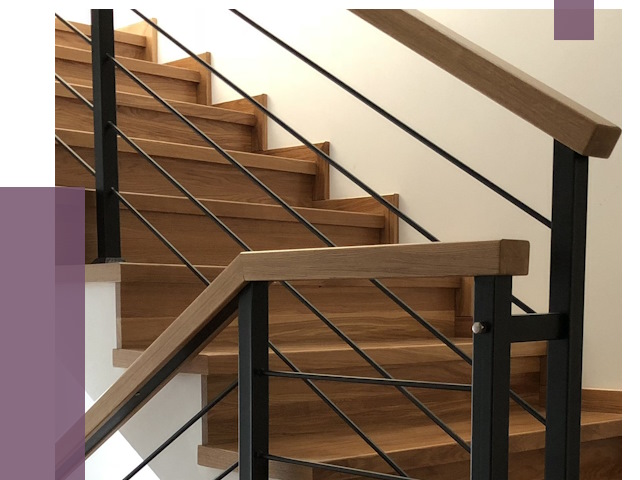 Обшивка металлической лестницы деревом в Гатчине от 4367 руб.