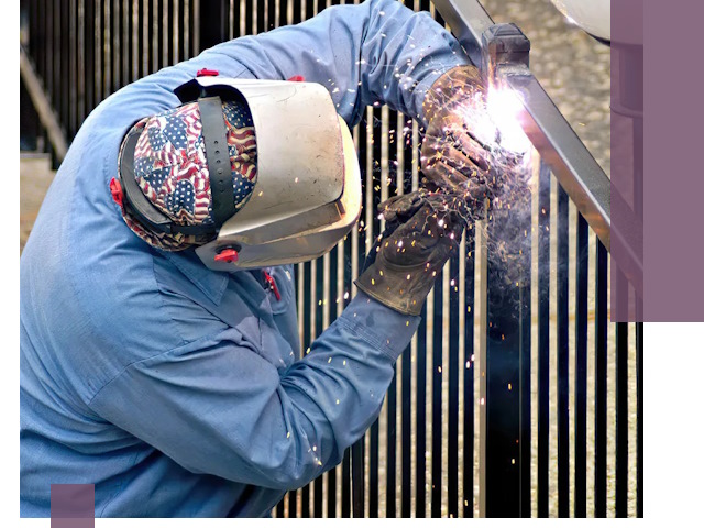 Демонтаж перил срочно и аккуратно в Гатчине