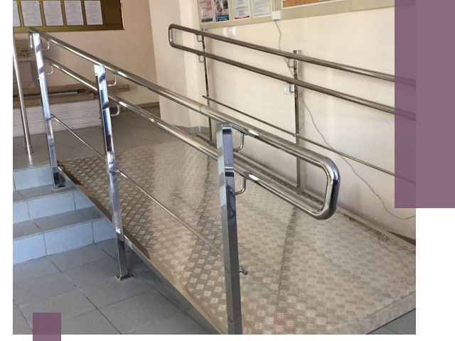 Перила для инвалидов в Гатчине — надежные поручни и ограждения