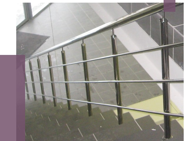 Монтаж поручней из нержавеющей стали в Гатчине от 4316 руб.